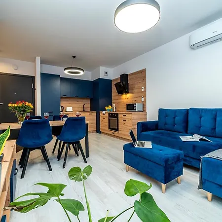 Апартаменты Premium Wroclawska Parking